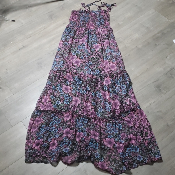 Forever 21 Dresses & Skirts - Forever 21/XXI Floral Dress - Small/petite